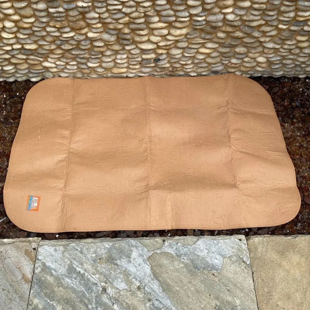 Animal Planet Brown Dog Pet Pad. EUC!